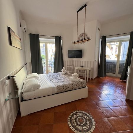 Bed and Breakfast Naporà Napoli Esterno foto